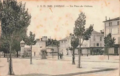 AK / Ansichtskarte Jarnac COGNAC 16 Charente Place du Château