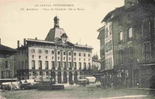 AK / Ansichtskarte AURILLAC 15 Cantal Place de l'Hôtel de Ville et la Mairie