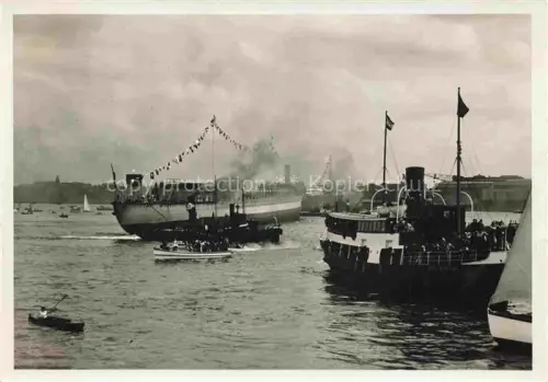 AK / Ansichtskarte Dampfer Oceanliner Kiel 