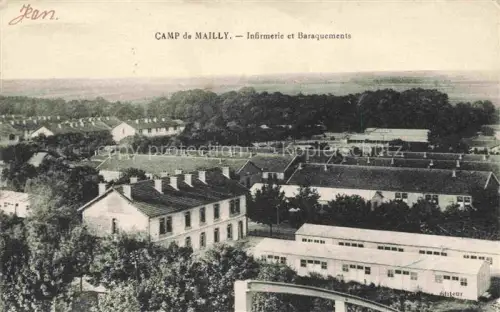 AK / Ansichtskarte Mailly-le-Camp Mailly-sur-Aube Troyes 10 Aube Infirmerie et Baraquements