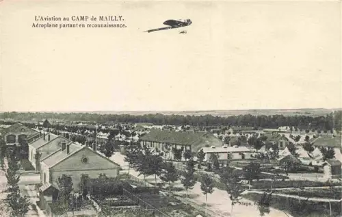 AK / Ansichtskarte Mailly-le-Camp Mailly-sur-Aube Troyes 10 Aube Aeroplan partant en reconnaissance