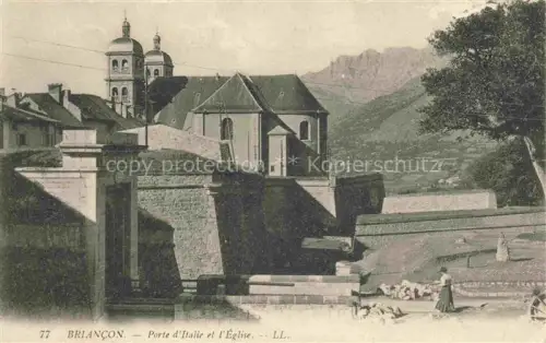 AK / Ansichtskarte Briancon 05 Hautes-Alpes Porte d'Italie et l'Eglise