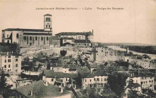 AK / Ansichtskarte Lavoulte-sur-Rhone La Voulte-sur-Rhone Privas 07 Ardeche Vestiges des Remparts L'Eglise