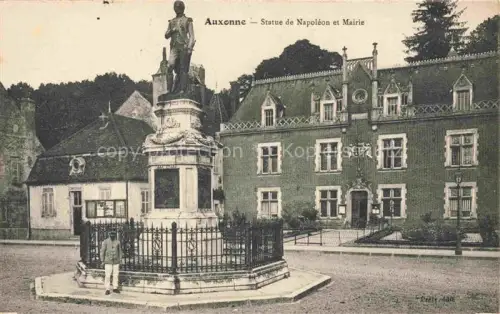 AK / Ansichtskarte Auxonne DIJON 21 Cote-d Or Statue de Napoléon et la Mairie