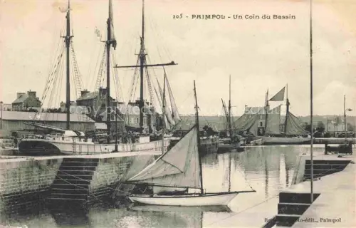 AK / Ansichtskarte PAIMPOL Saint-Brieuc 22 Cotes-d Armor Un coin du bassin Bateaux Voiliers