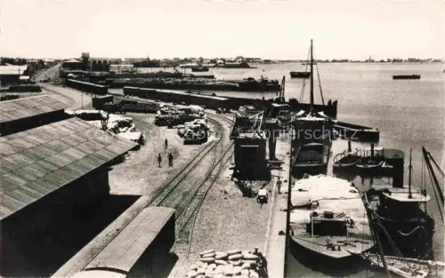 AK / Ansichtskarte Djibouti Dschibuti Le port