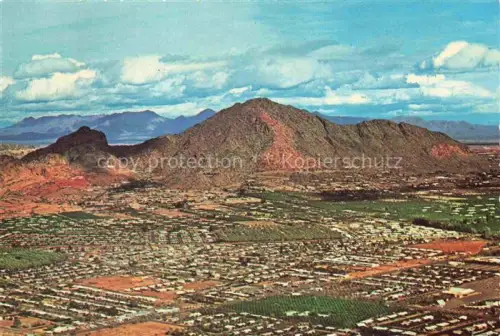 AK / Ansichtskarte PHOENIX Arizona USA Camelback Mountain Fliegeraufnahme