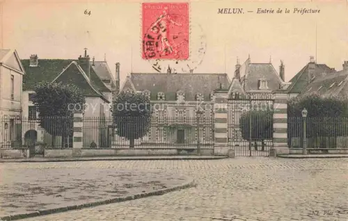 AK / Ansichtskarte Melun 77 Seine-et-Marne Entrée de la Préfecture