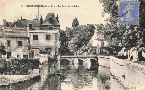 AK / Ansichtskarte Coulommiers MEAUX 77 Seine-et-Marne Le pont de la ville