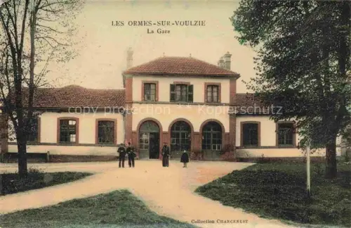 AK / Ansichtskarte Les Ormes-sur-Voulzie PROVINS 77 Seine-et-Marne La gare Bahnhof