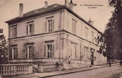 AK / Ansichtskarte Thiviers NONTRON 24 Dordogne La Mairie