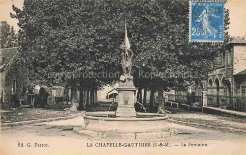 AK / Ansichtskarte La Chapelle-Gauthier MELUN 77 Seine-et-Marne La Fontaine