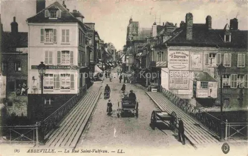 AK / Ansichtskarte ABBEVILLE 80 Somme Rue Saint-Vulfran