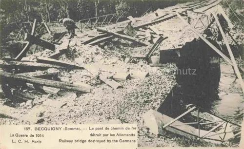 AK / Ansichtskarte Becquigny Montdidier 80 Somme Le pont de chemin de fer détruit par les Allemands Ruines Grande Guerre Truemmer 1. Weltkrieg