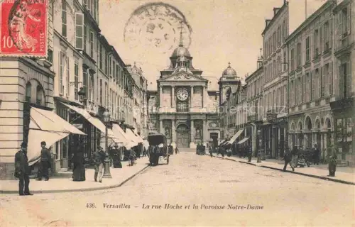 AK / Ansichtskarte VERSAILLES 78 Rue Hoche et la Paroisse Notre-Dame