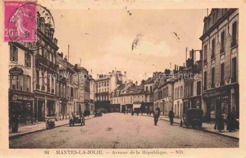 AK / Ansichtskarte MANTES-LA-JOLIE Mantes-sur-Seine 78 Yvelines Avenue de la République