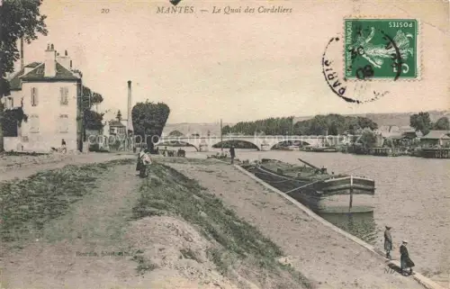 AK / Ansichtskarte MANTES-LA-JOLIE Mantes-sur-Seine 78 Yvelines Le Quai des Cordeliers