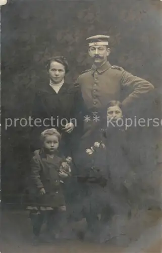 AK / Ansichtskarte WK1 Militaria Deutschland Fotostudio Pforzheim Landwehr Soldat