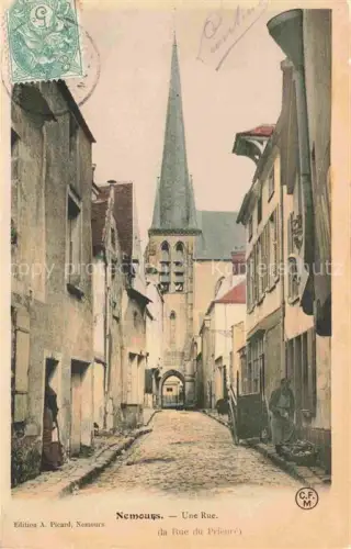 AK / Ansichtskarte Nemours  Fontainebleau 77 Seine-et-Marne Une rue vue sur l'église