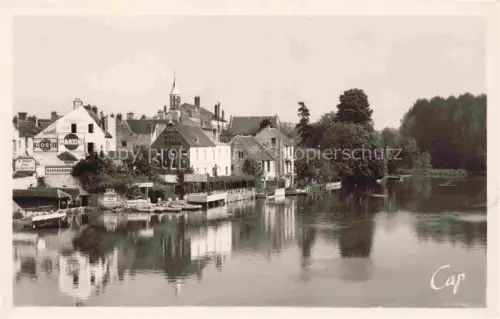 AK / Ansichtskarte Nemours  Fontainebleau 77 Seine-et-Marne Les rives du Loing reflet