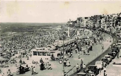AK / Ansichtskarte Knokke-Heist Belgie zoute la Digue Zeedijk Strand 