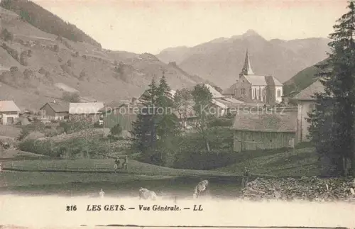 AK / Ansichtskarte Les Gets Bonneville 74 Haute-Savoie Vue générale et l'église