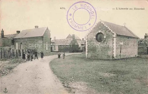 AK / Ansichtskarte Le Hourdel Cayeux-sur-Mer Abbeville 80 Somme L'arrivée au village