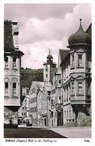 AK / Ansichtskarte Eichstaett Oberbayern Blick in die Pfallergasse