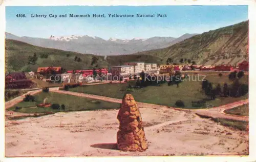AK / Ansichtskarte Yellowstone National Park Wyoming USA Liberty Cap and Mammoth Hotel