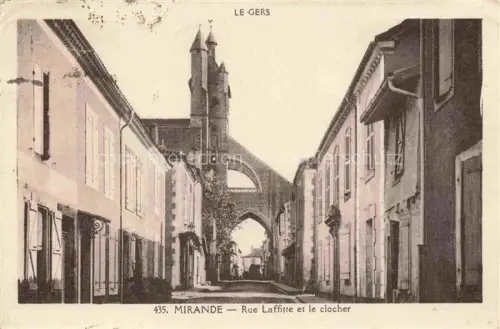 AK / Ansichtskarte Mirande-la-Jolie 32 Gers Le Gers Rue Laffitte le clocher