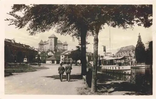 AK / Ansichtskarte ANNECY 74 Haute-Savoie Place le port et le château