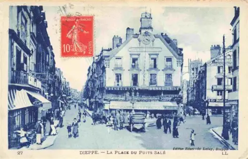 AK / Ansichtskarte DIEPPE 76 Seine-Maritime La Place du Puits Salé