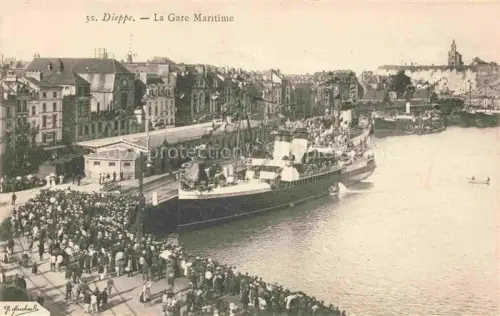 AK / Ansichtskarte DIEPPE 76 Seine-Maritime La Gare Maritime