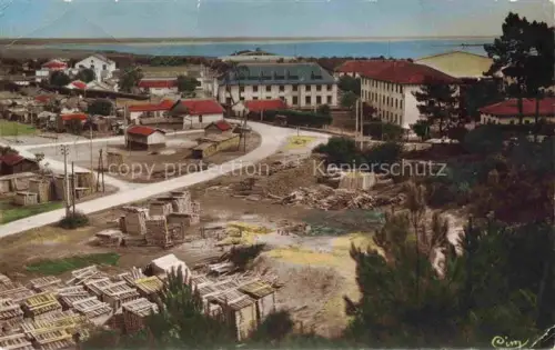 AK / Ansichtskarte Contaut Hourtin Lesparre-Medoc 33 Gironde Vue Generale sur la Base 