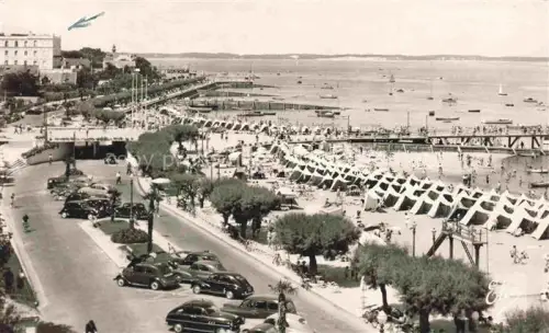 AK / Ansichtskarte ARCACHON 33 Gironde La Plage Boulevards Promenade Passage Souterrain 
