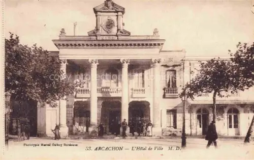 AK / Ansichtskarte ARCACHON 33 Gironde L'Hotel de Ville Mairie 