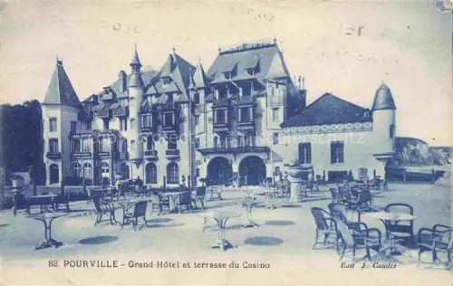 AK / Ansichtskarte Pourville-sur-Mer DIEPPE 76 Seine-Maritime Grand Hôtel et terrasse du casino