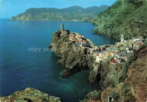 AK / Ansichtskarte Vernazza La Spezia Liguria IT Cinque Terre Fliegeraufnahme