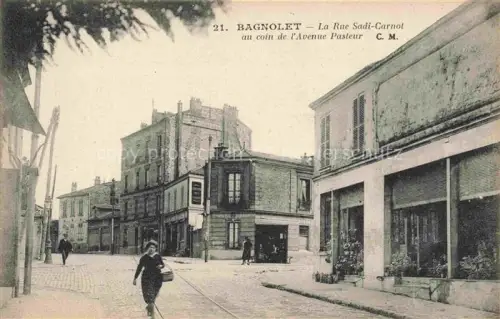 AK / Ansichtskarte Bagnolet BOBIGNY 93 Seine-Saint-Denis Rue Sadi-Carnot au coin de l'Avenue Pasteur