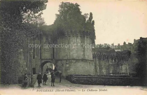 AK / Ansichtskarte Fougeres 35 Ille-et-Vilaine LE Chateau feodal Schloss Pferd 