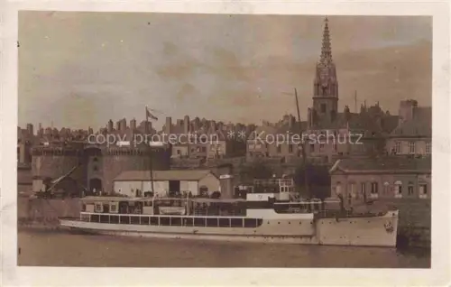 AK / Ansichtskarte ST-MALO SAINT-MALO 35 Binnenschiff le Port Dinard Quai 