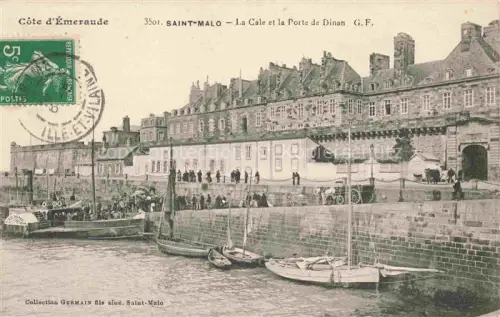 AK / Ansichtskarte ST-MALO SAINT-MALO 35 La Cale LA Porte de Dinan Boote 