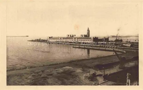 AK / Ansichtskarte CHERBOURG-Octeville 50 Manche La Nouvelle Gare Marstime et la rade