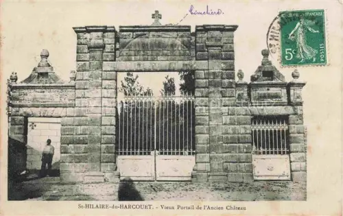 AK / Ansichtskarte St-Hilaire-du-Harcouet Avranches 50 Manche Vieux Portail de l'Ancien Chateau