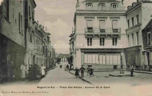 AK / Ansichtskarte Nogent-le-Roi Place des Halles Avenuede la Gare