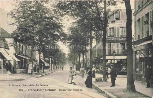 AK / Ansichtskarte Parc Saint-Maur CRETEIL 94 Val-de-Marne Boulevard National