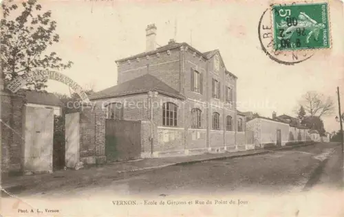 AK / Ansichtskarte Vernon  Evreux 27 Eure Ecole de Garcons et Rue du Point du Jour