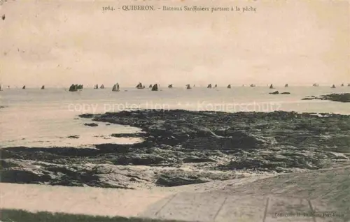 AK / Ansichtskarte QUIBERON Lorient 56 Morbihan Bateaux Sardiniers partant a la peche