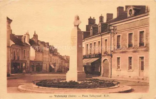 AK / Ansichtskarte Valencay Chateauroux 36 Indre Place Talleyrand Denkmal