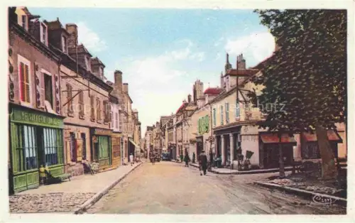 AK / Ansichtskarte La Chatre 36 Indre Rue Nationale Quartier place de la Republique 